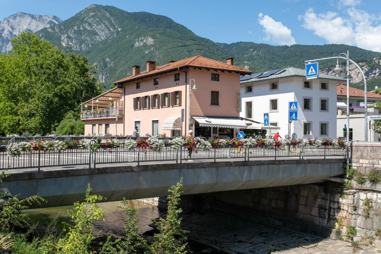 Appartamento Al Ponte Adiacente Al Parco, Vicino All'Ospedale E Centro Trient Exterior foto